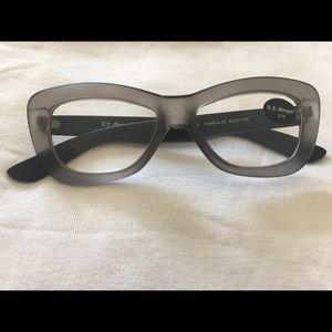 Beautiful Fashion eyes glasses
